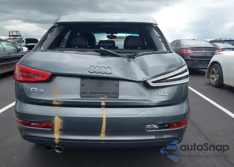 2015 Audi Q3 2.0T Premium Plus z USA, uszkodzony, nr VIN WA1GFCFS6FR005564